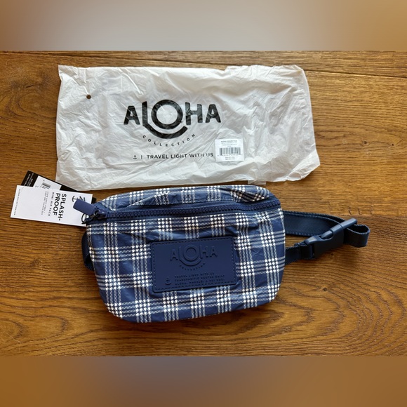 Aloha Collection Belt Bag - Picture 3 of 3